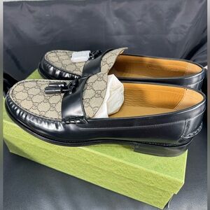 Gucci Jordaan leather Supreme Tassel Loafer - Black Beige